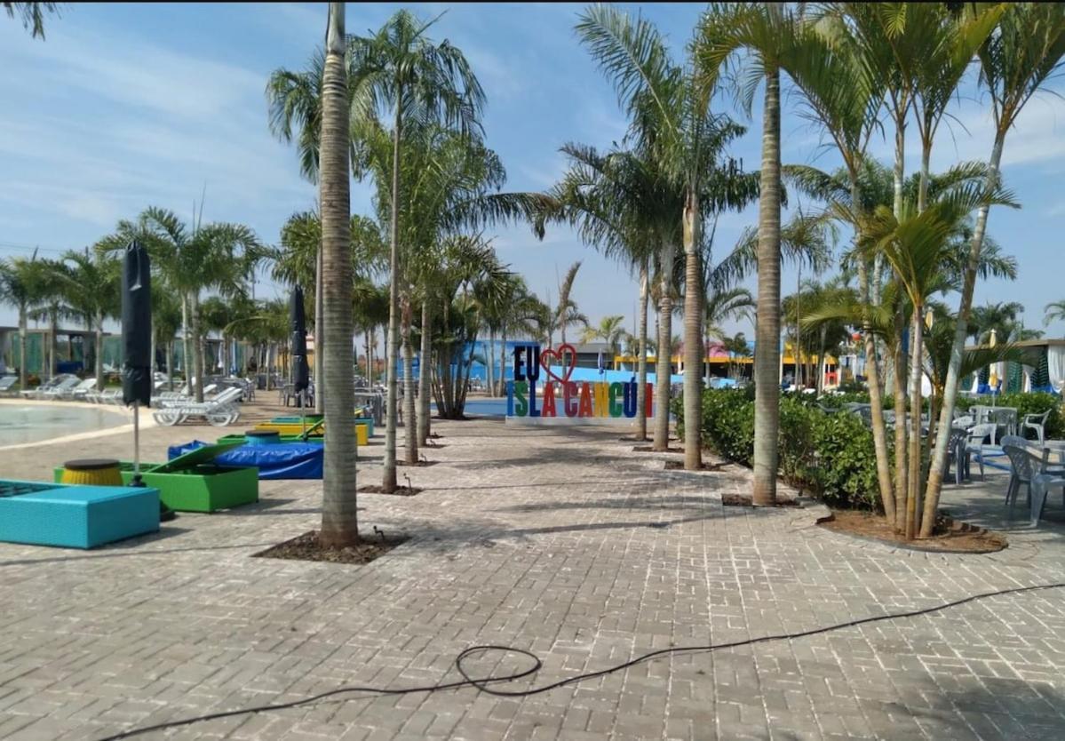 Casa Cardoso Isla Cancun Resort Exterior photo