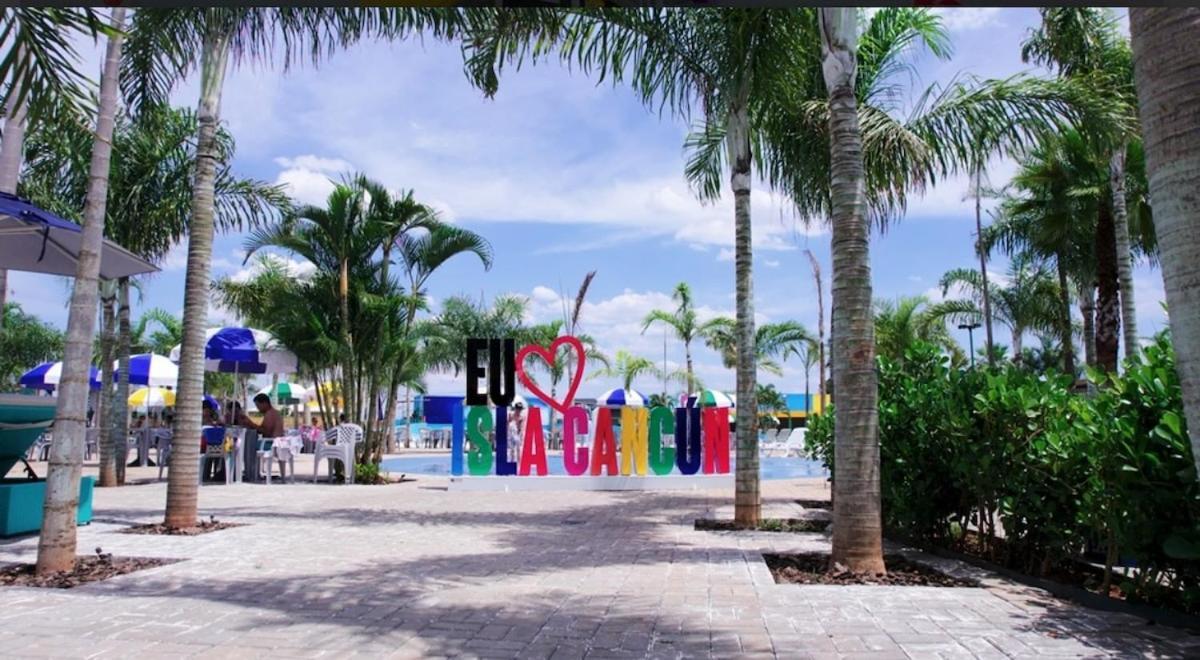 Casa Cardoso Isla Cancun Resort Exterior photo